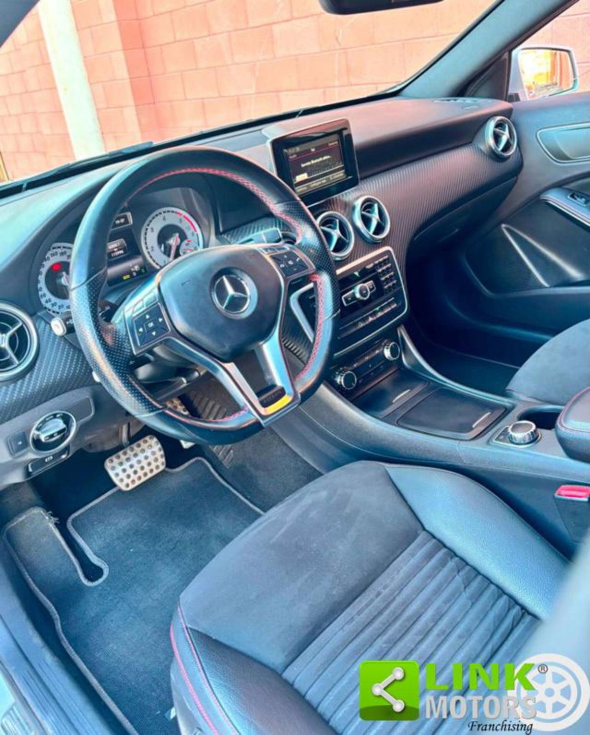 Mercedes-Benz Classe A 200 CDI Automatic Premium (11)