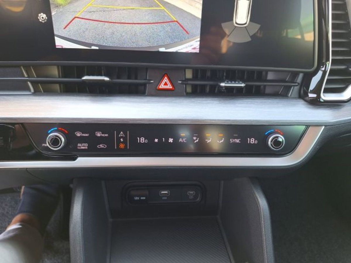 Kia Sportage 1.6 crdi mhev Business dct (14)