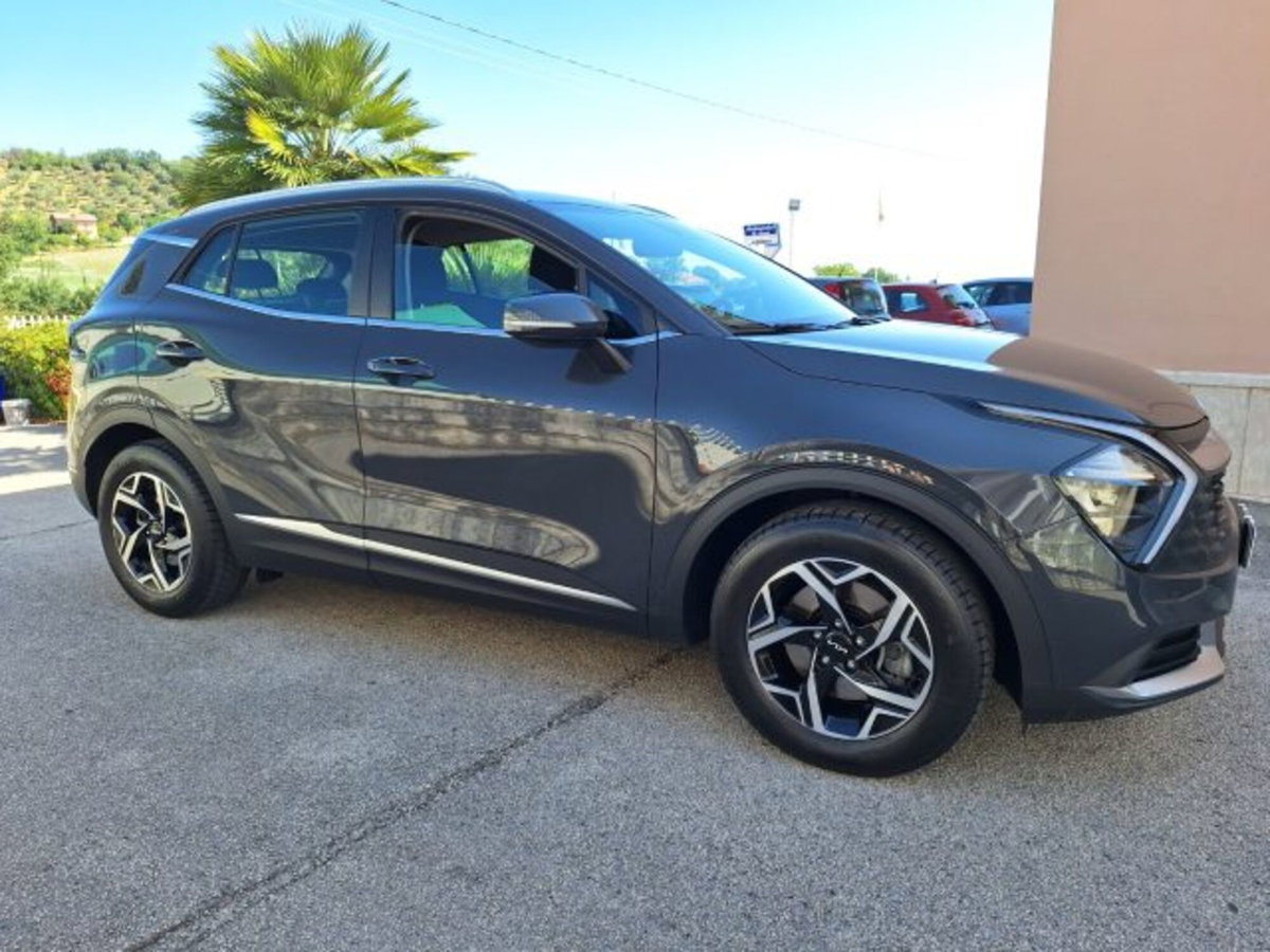 Kia Sportage 1.6 crdi mhev Business dct (7)