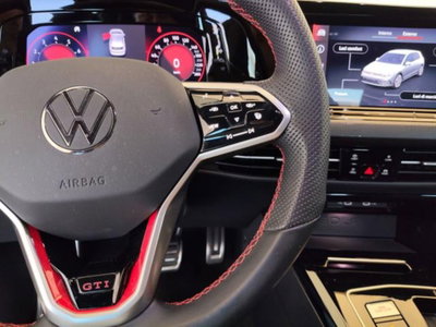 Volkswagen Golf 2.0 TSI GTI DSG (11)