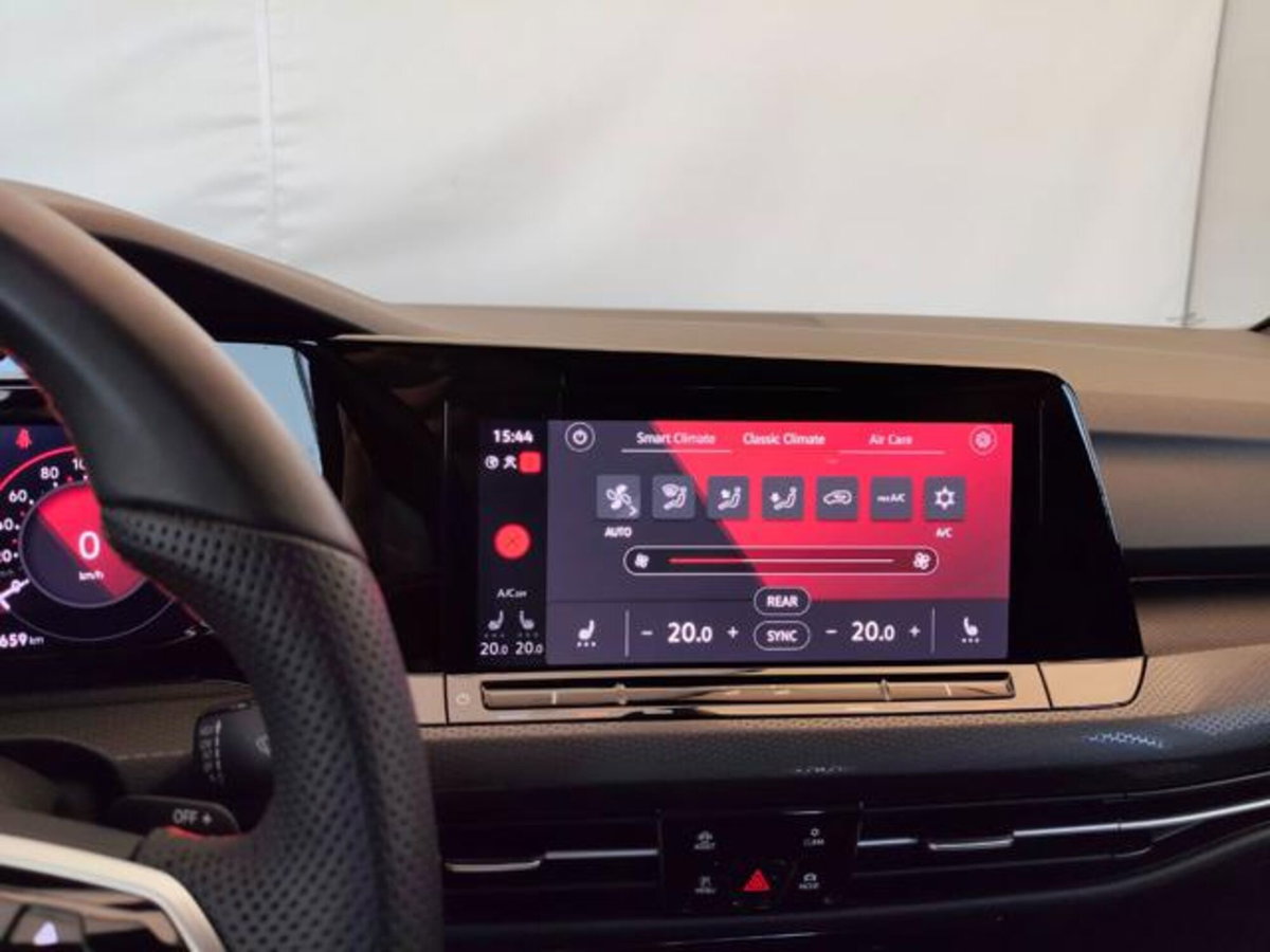 Volkswagen Golf 2.0 TSI GTI DSG (7)