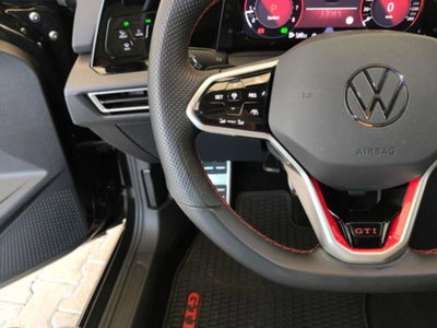 Volkswagen Golf 2.0 TSI GTI DSG (9)