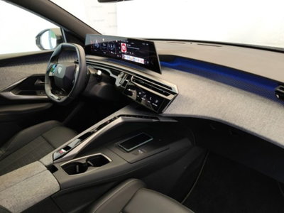 Peugeot 3008 1.2 hybrid GT 145cv e-dcs6 (9)