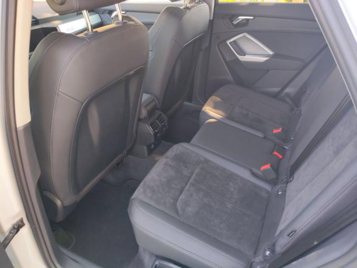 Audi Q3 Sportback 35 TFSI S tronic S line edition (9)