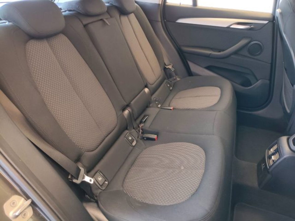BMW X1 xDrive25e Business Advantage (13)