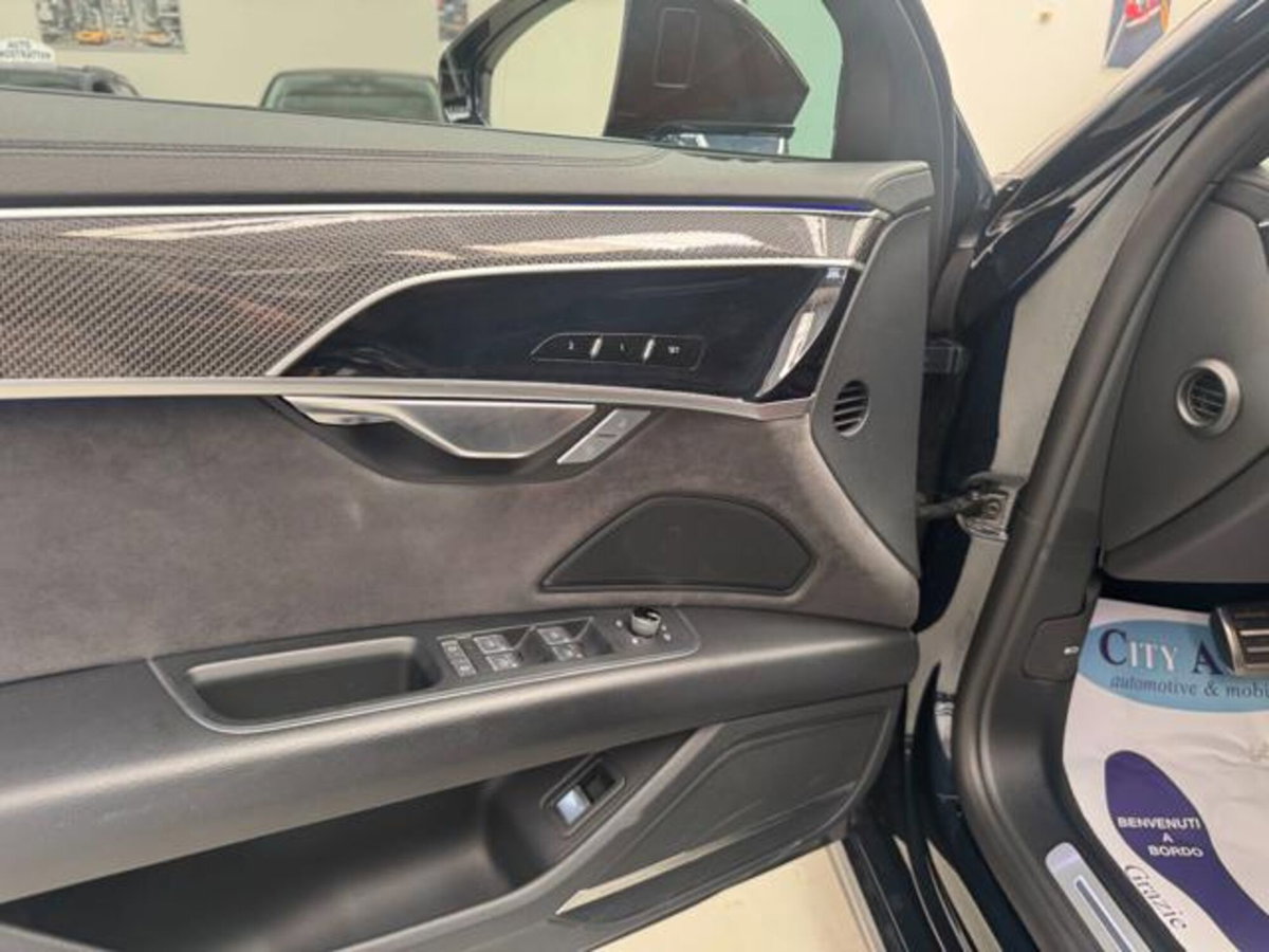 Audi A8 L 50 TDI 3.0 quattro tiptronic (18)