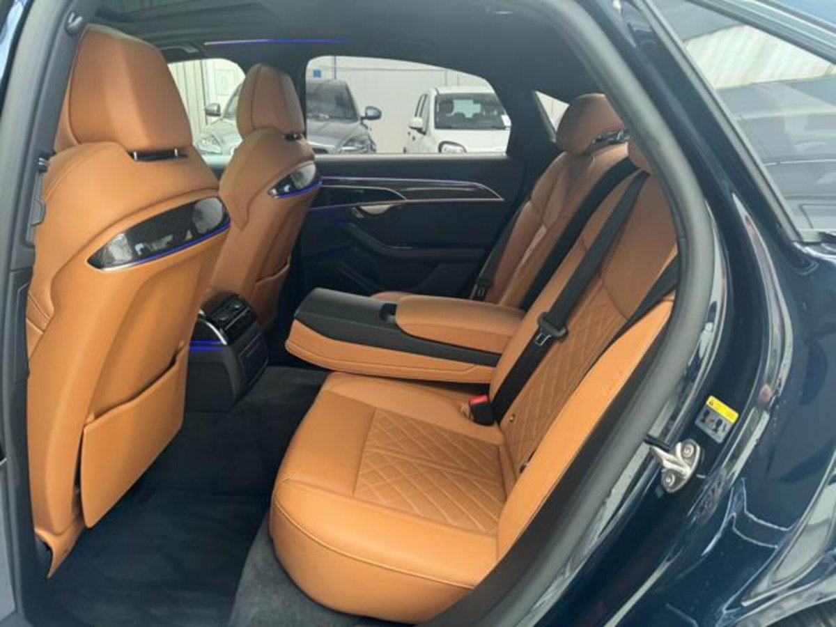 Audi A8 L 50 TDI 3.0 quattro tiptronic (20)