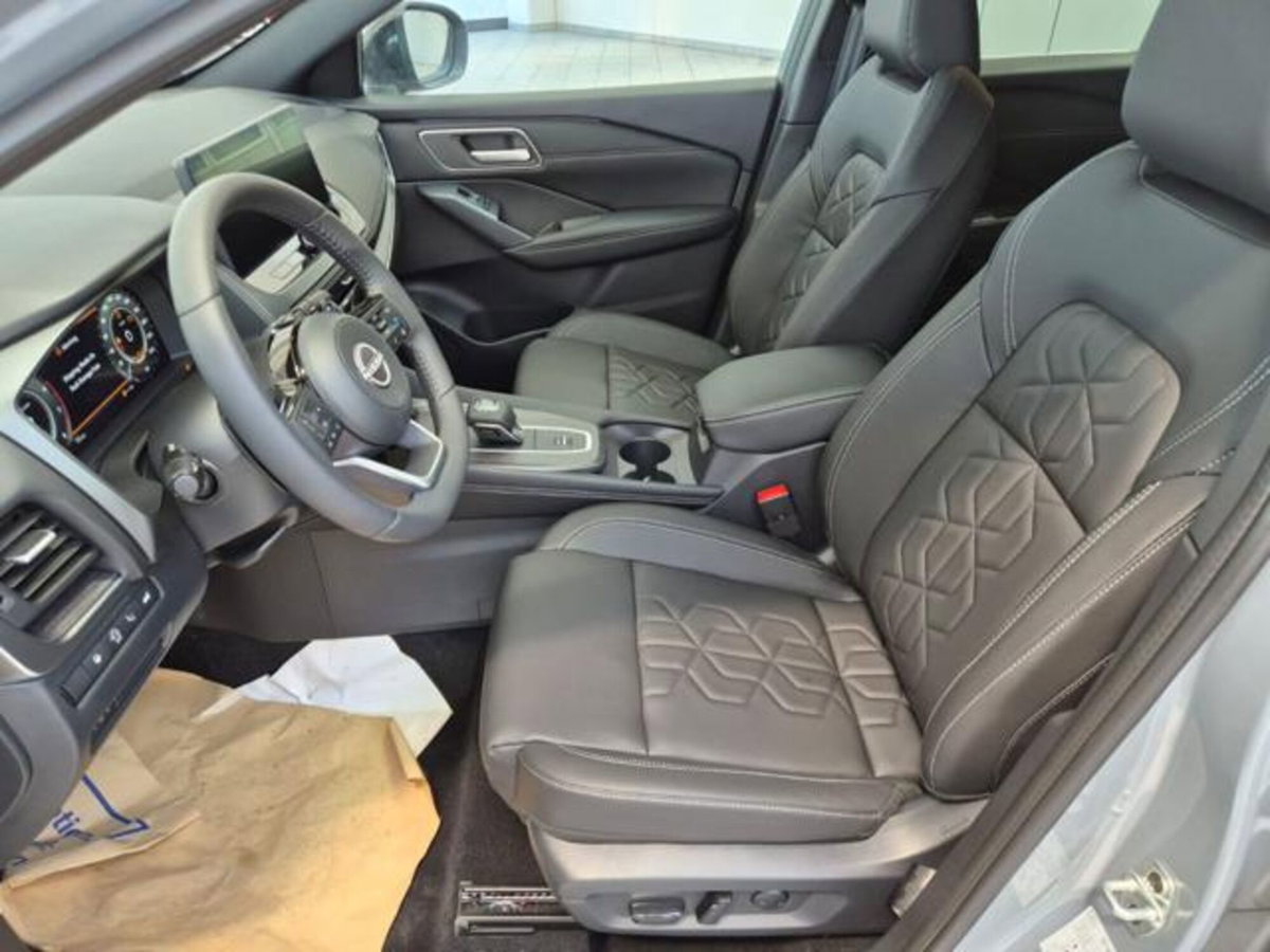 Nissan Qashqai 1.3 mhev Tekna 4wd 158cv xtronic (10)