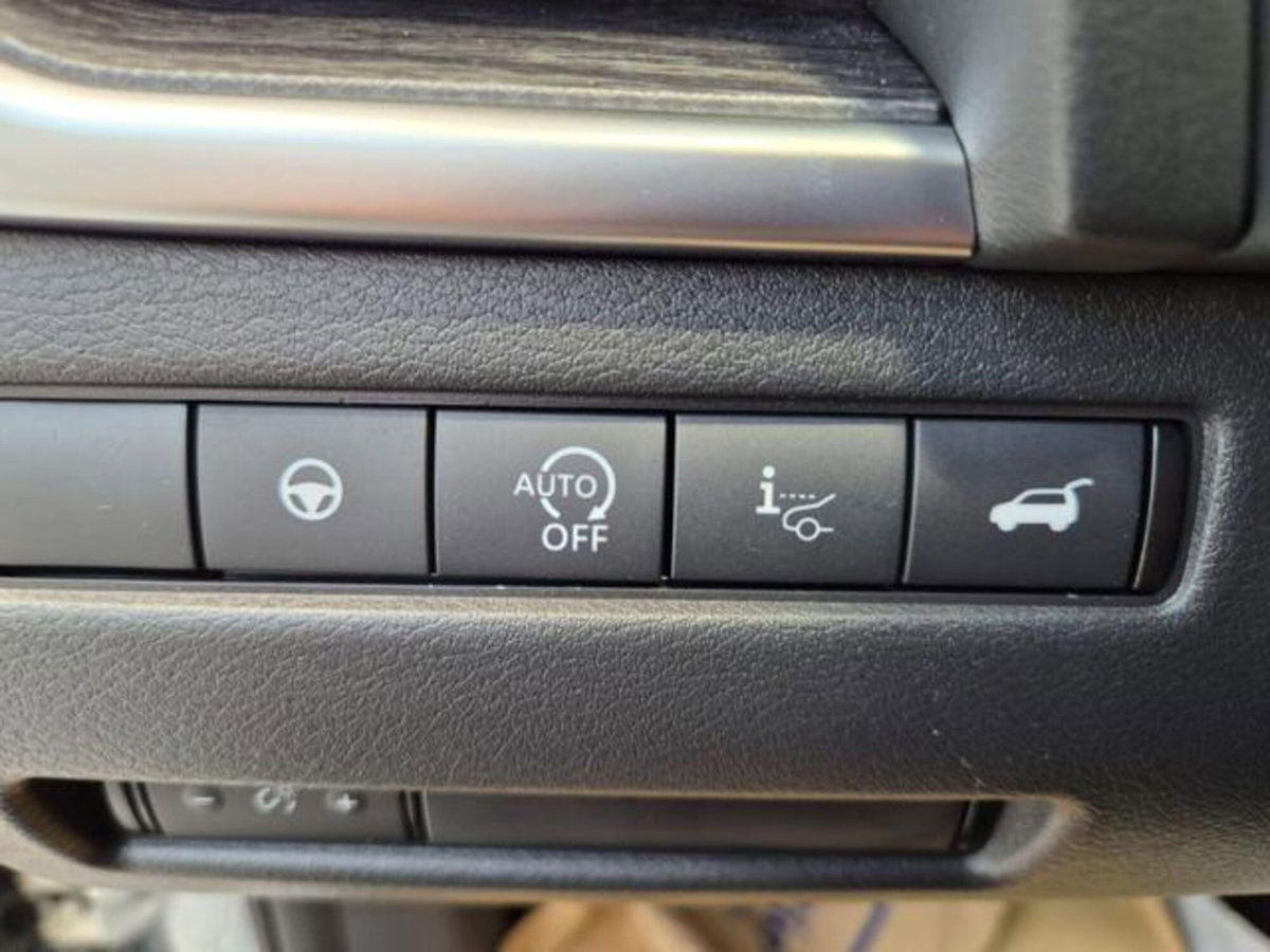 Nissan Qashqai 1.3 mhev Tekna 4wd 158cv xtronic (18)