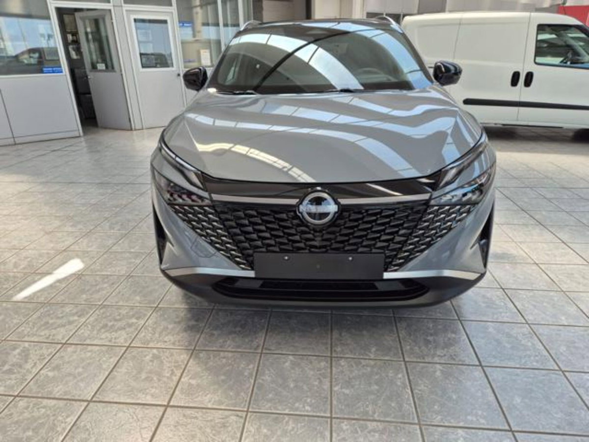Nissan Qashqai 1.3 mhev Tekna 4wd 158cv xtronic (2)
