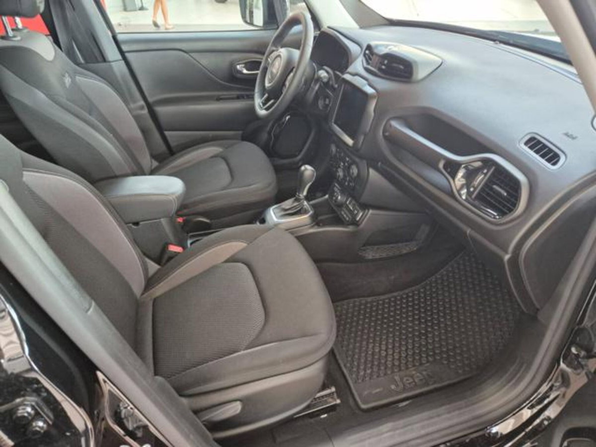 Jeep Renegade 1.3 T4 190CV PHEV 4xe AT6 Upland (13)
