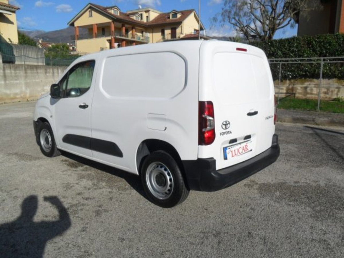 Toyota Proace City City 1.5D 100 CV S&S PC 5p. Comfort (4)