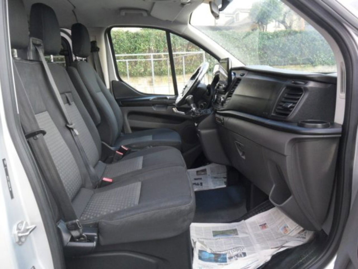 Ford Transit Custom Furgone 340 2.0 TDCi 130 PL-DC Furgone Trend (14)