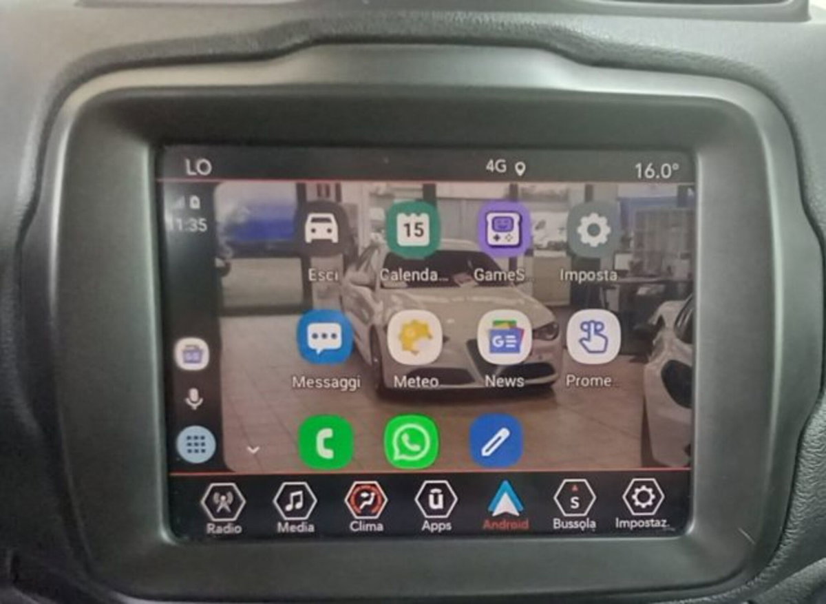 Jeep Renegade 1.3 T4 190CV PHEV 4xe AT6 Limited (12)