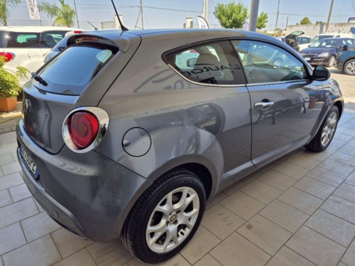 Alfa Romeo MiTo 1.6 JTDm-2 S&S Distinctive (5)