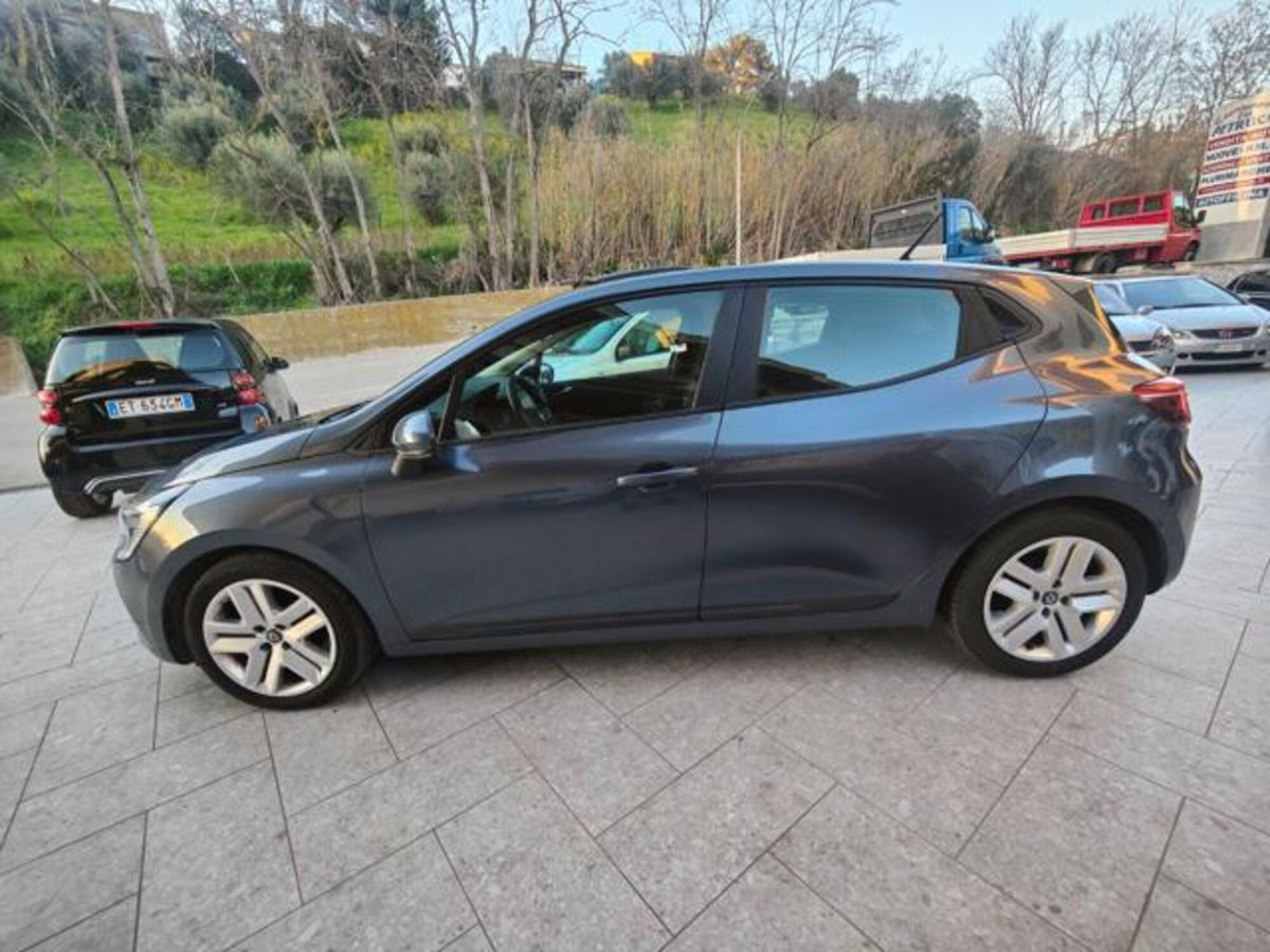 Renault Clio TCe 90 CV 5 porte Business (15)