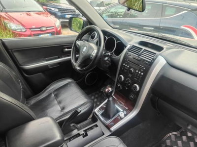Suzuki Grand Vitara 1.9 DDiS 5 porte Executive (5)