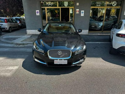 Jaguar XF 2.2 D 190 CV (10)
