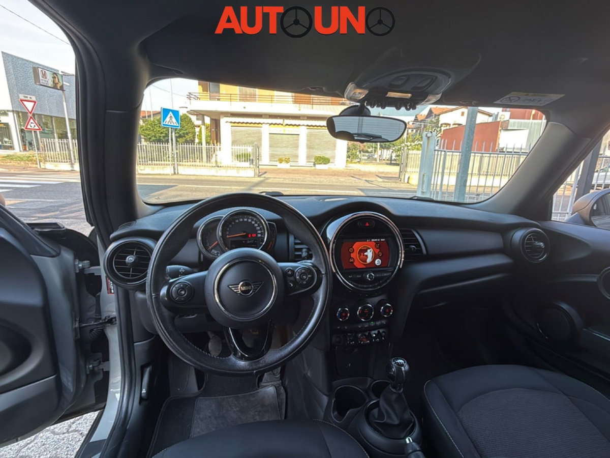 MINI Mini 1.5 One Essential (18)