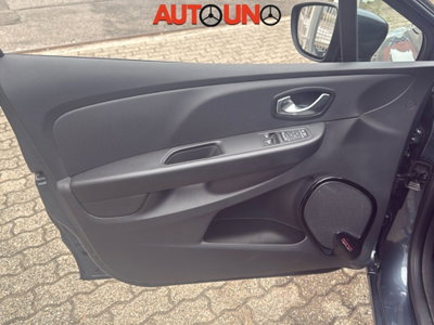 Renault Clio 1.5 dCi 75CV 5 porte Confort (12)