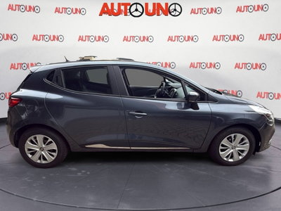 Renault Clio 1.5 dCi 75CV 5 porte Confort (7)