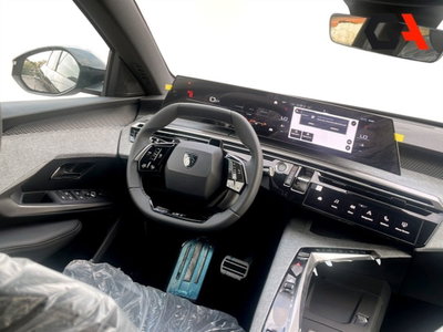 Peugeot 3008 1.2 hybrid GT Exclusive 145cv e-dcs6 (16)
