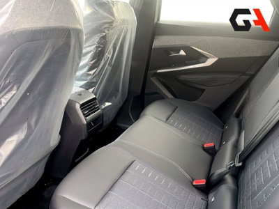 Peugeot 3008 1.2 hybrid GT Exclusive 145cv e-dcs6 (18)