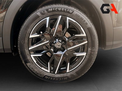 Peugeot 3008 1.2 hybrid GT Exclusive 145cv e-dcs6 (20)
