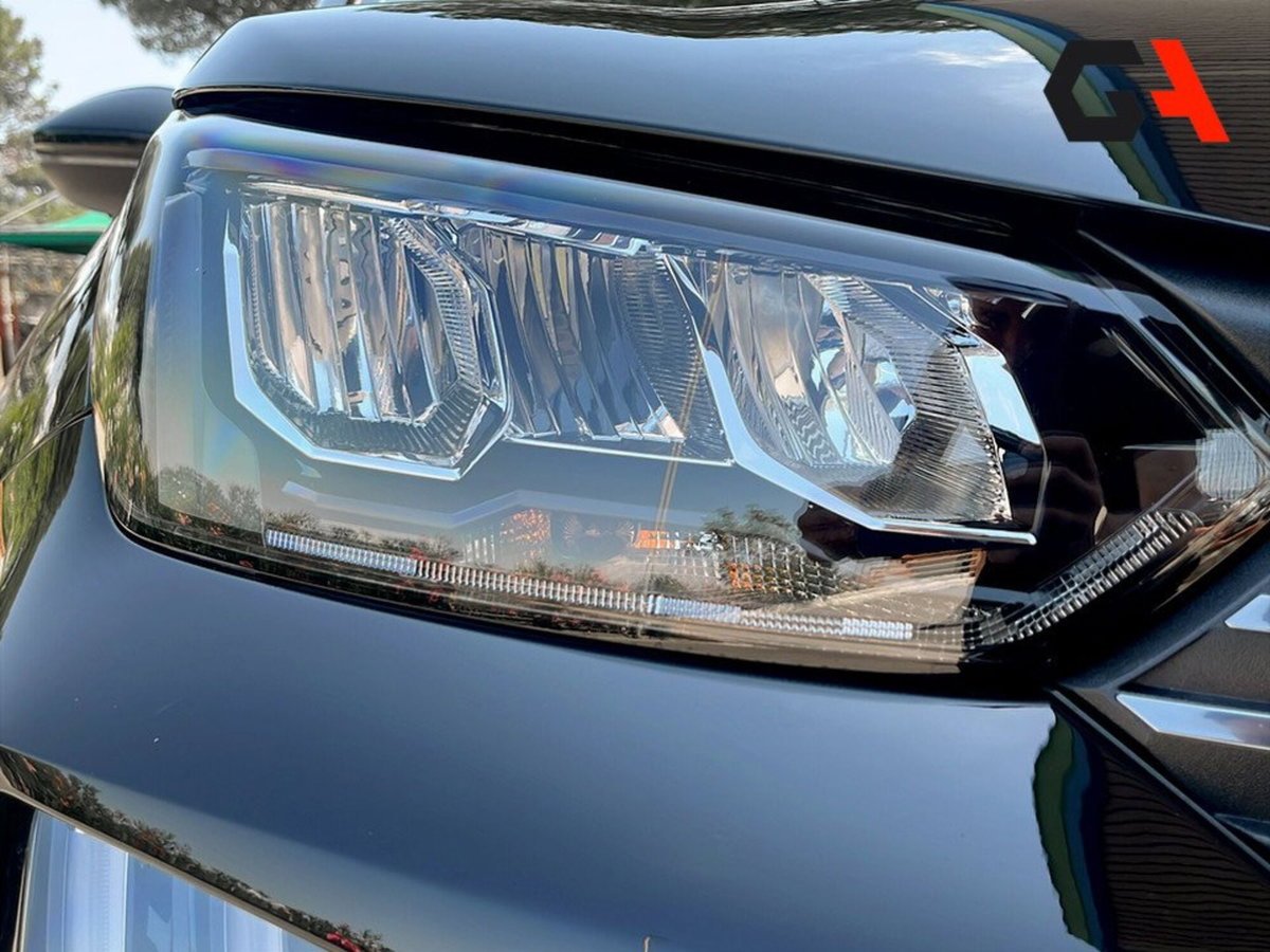 Peugeot 2008 1.2 hybrid Allure 145cv e-dcs6 (18)