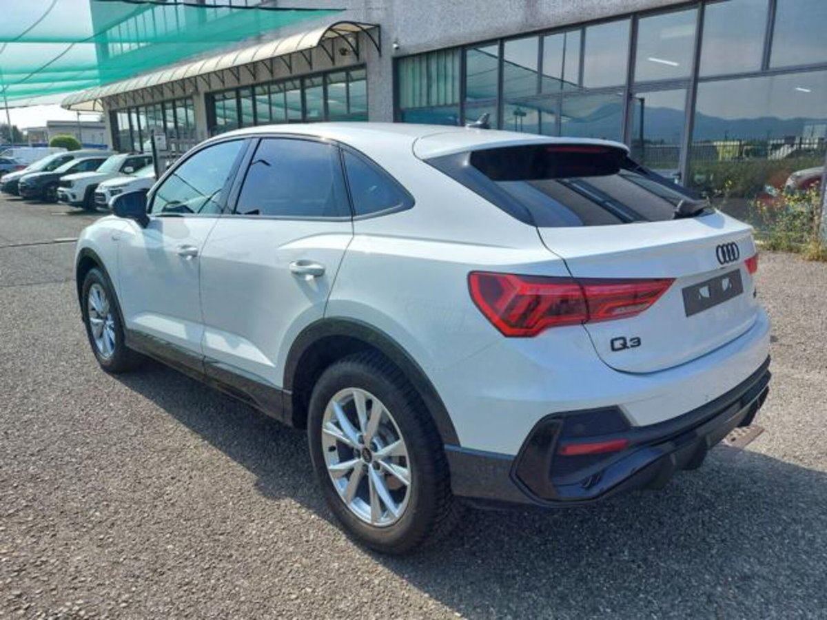 Audi Q3 Sportback 35 TFSI S line edition (2)