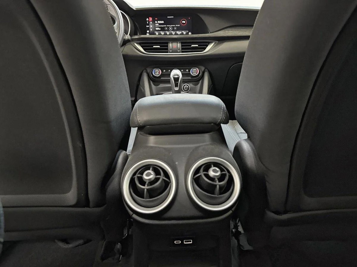 Alfa Romeo Stelvio Stelvio 2.2 Turbodiesel 160 CV AT8 RWD Super Business (14)
