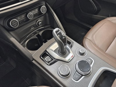 Alfa Romeo Stelvio Stelvio 2.2 Turbodiesel 210 CV AT8 Q4 Ti (10)