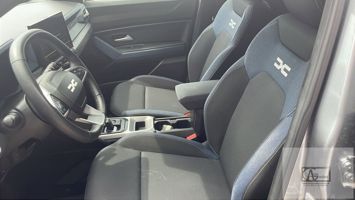 Dacia Duster 1.6 hybrid Journey 140cv (13)