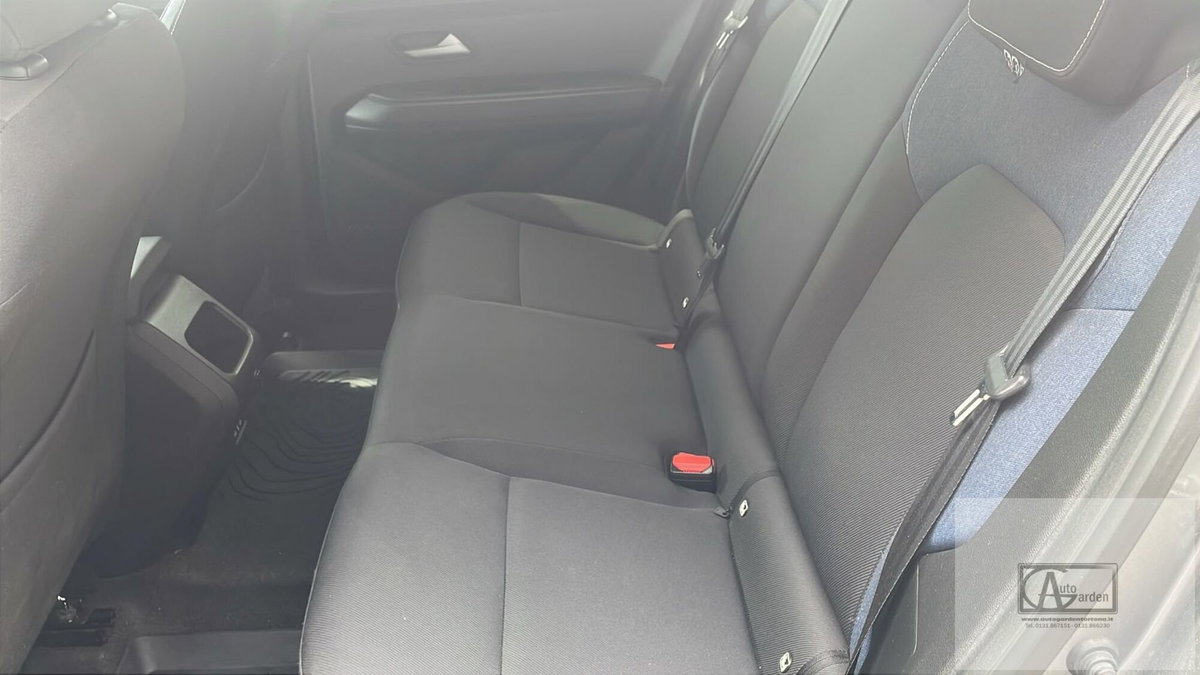 Dacia Duster 1.6 hybrid Journey 140cv (14)