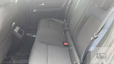 Dacia Duster 1.6 hybrid Journey 140cv (14)
