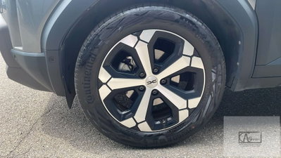 Dacia Duster 1.6 hybrid Journey 140cv (9)