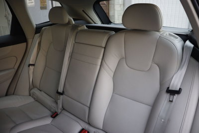 Volvo XC60 D4 AWD Geartronic Business (3)