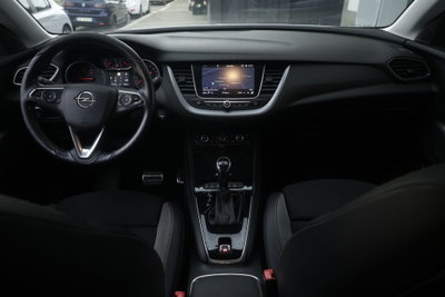 Opel Grandland X 2.0 diesel Ecotec Start&Stop aut. Ultimate (2)
