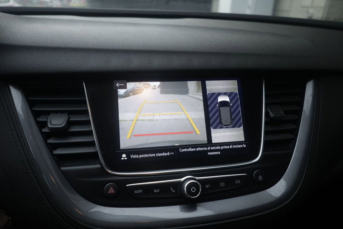 Opel Grandland X 2.0 diesel Ecotec Start&Stop aut. Ultimate (8)