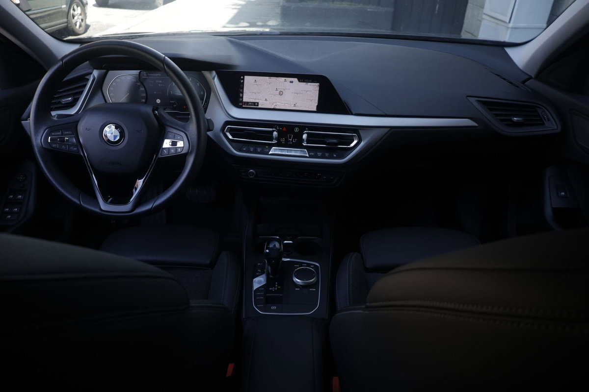 BMW Serie 1 118i 5p. Advantage (2)