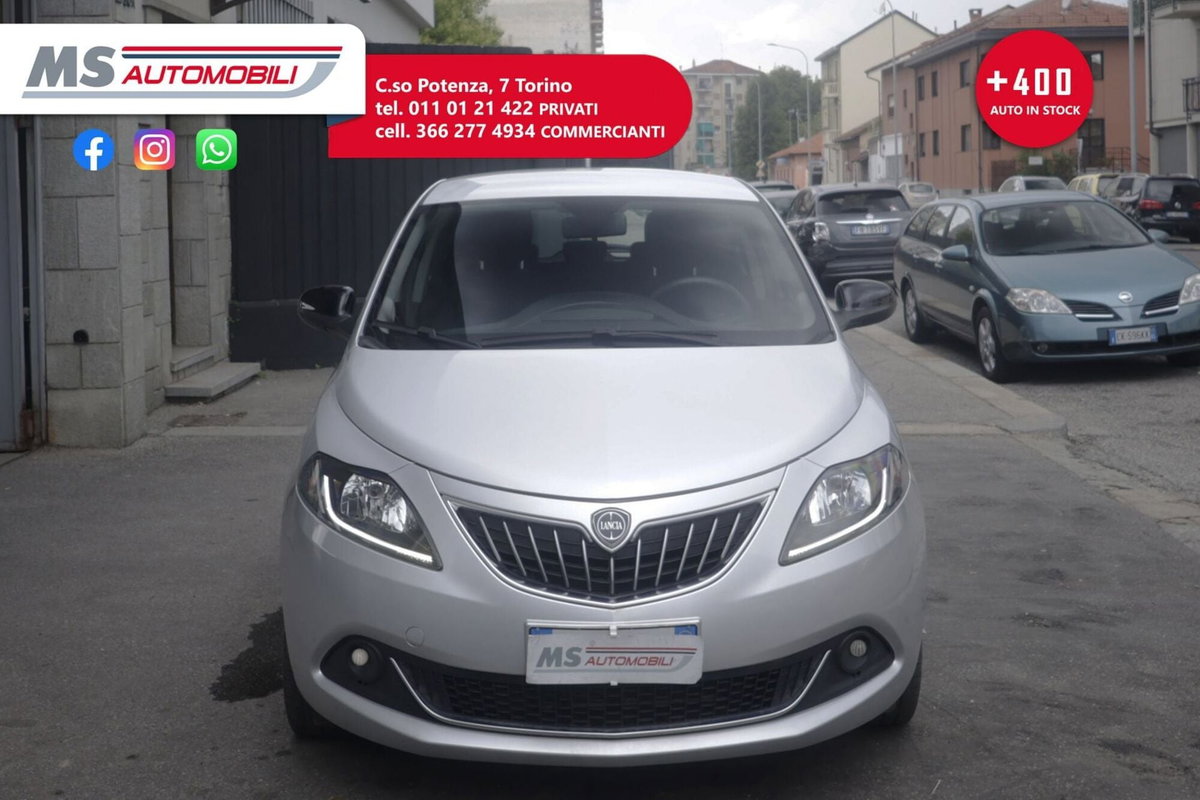 Lancia Ypsilon 1.0 FireFly 5 porte S&S Hybrid Gold Plus (10)