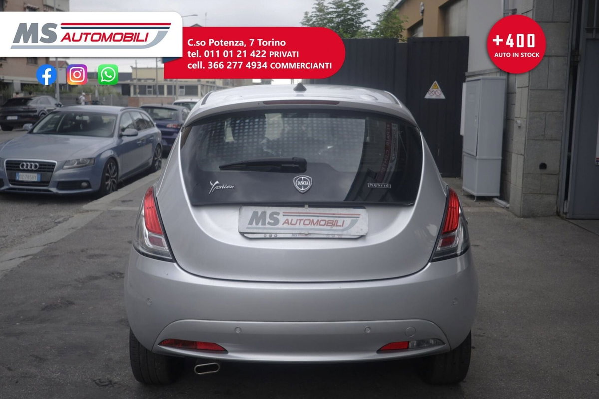 Lancia Ypsilon 1.0 FireFly 5 porte S&S Hybrid Gold Plus (8)