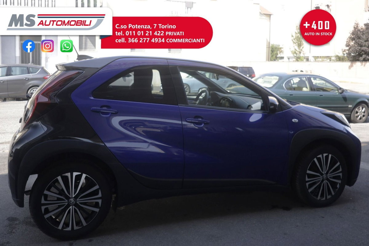 Toyota Aygo X 1.0 Lounge Air 72cv s-cvt (12)