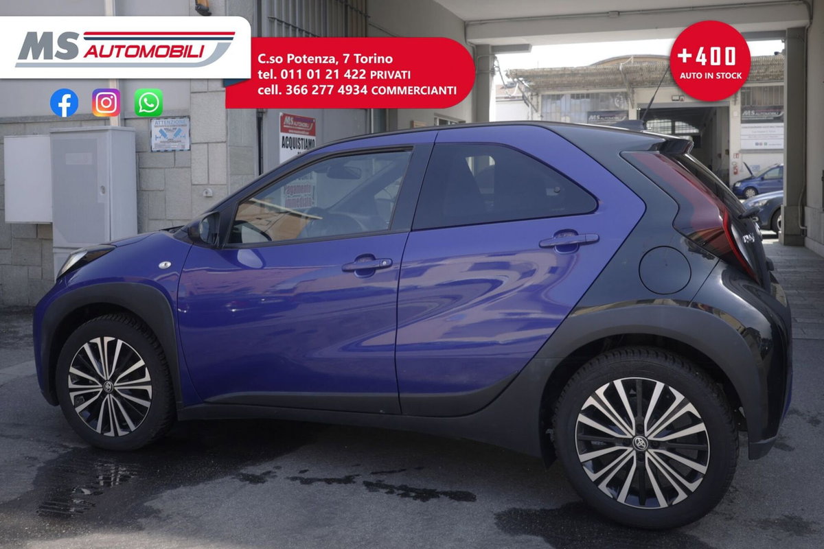 Toyota Aygo X 1.0 Lounge Air 72cv s-cvt (14)