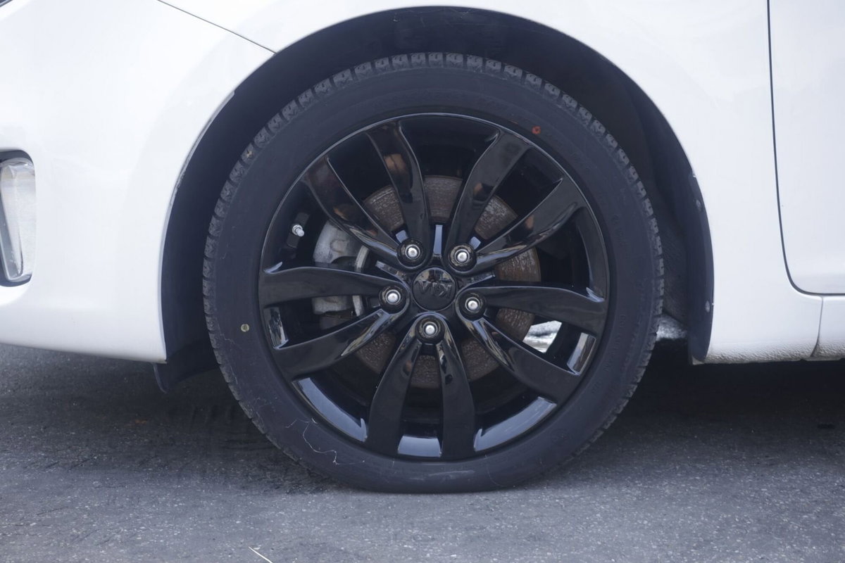 Kia Carens 1.7 CRDi 115 CV Class (6)