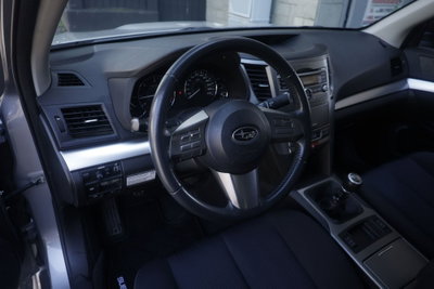 Subaru Legacy 2.0D Comfort (14)