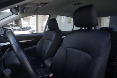 Subaru Legacy 2.0D Comfort (16)