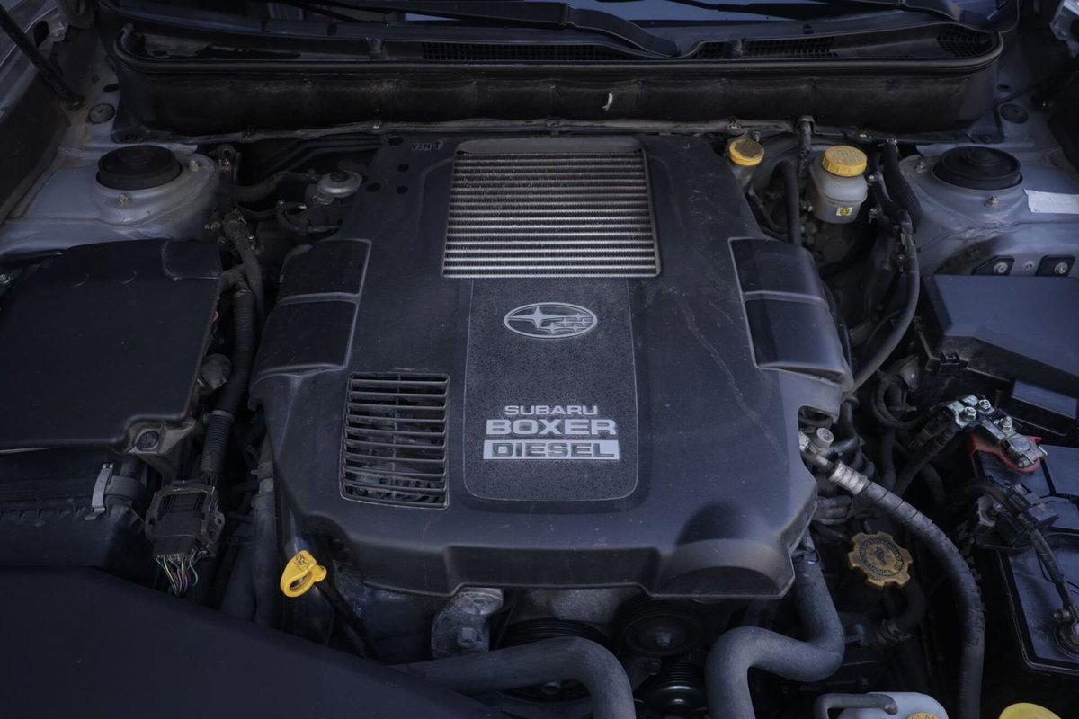Subaru Legacy 2.0D Comfort (18)