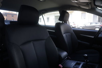 Subaru Legacy 2.0D Comfort (6)