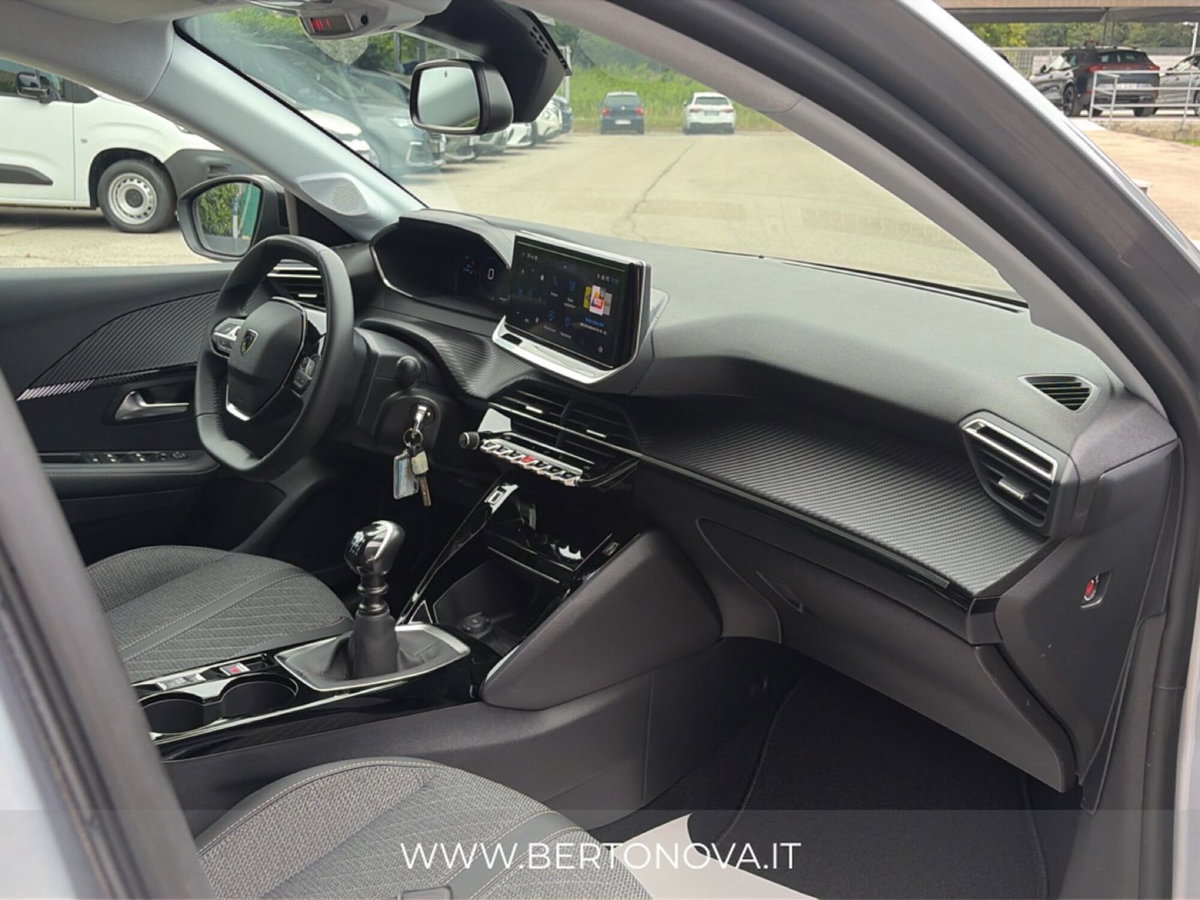 Peugeot 208 PureTech 100 Stop&Start 5 porte Allure (12)